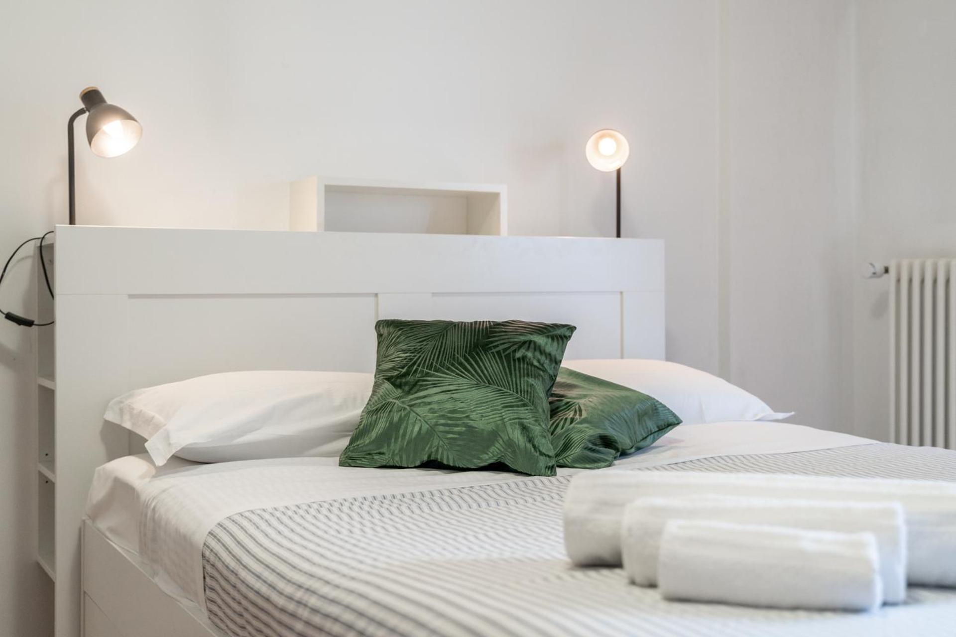 Spacious Bright Apartment Near City Center And Como Lake With Air Conditioning Lecco Zewnętrze zdjęcie
