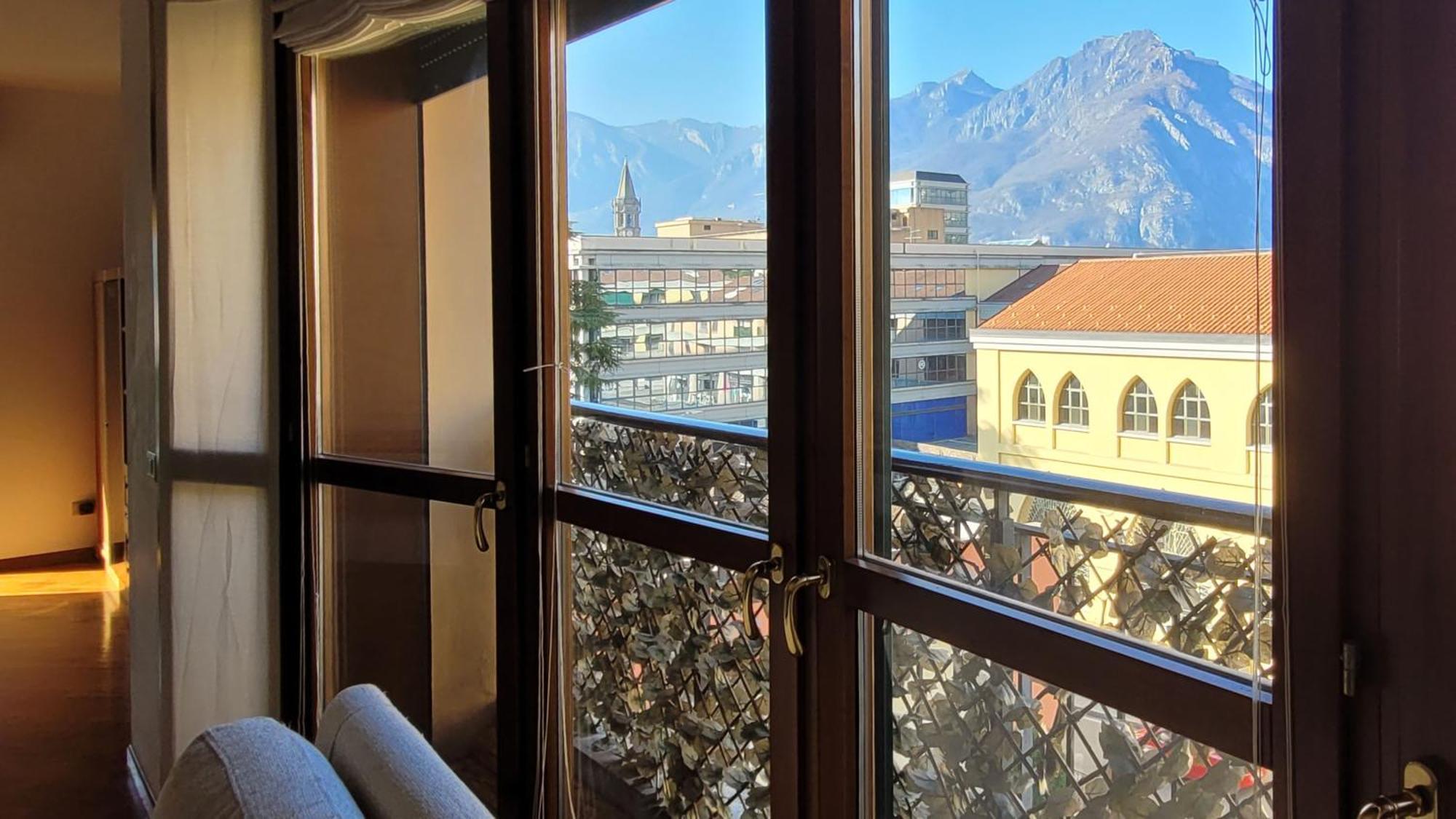Spacious Bright Apartment Near City Center And Como Lake With Air Conditioning Lecco Zewnętrze zdjęcie